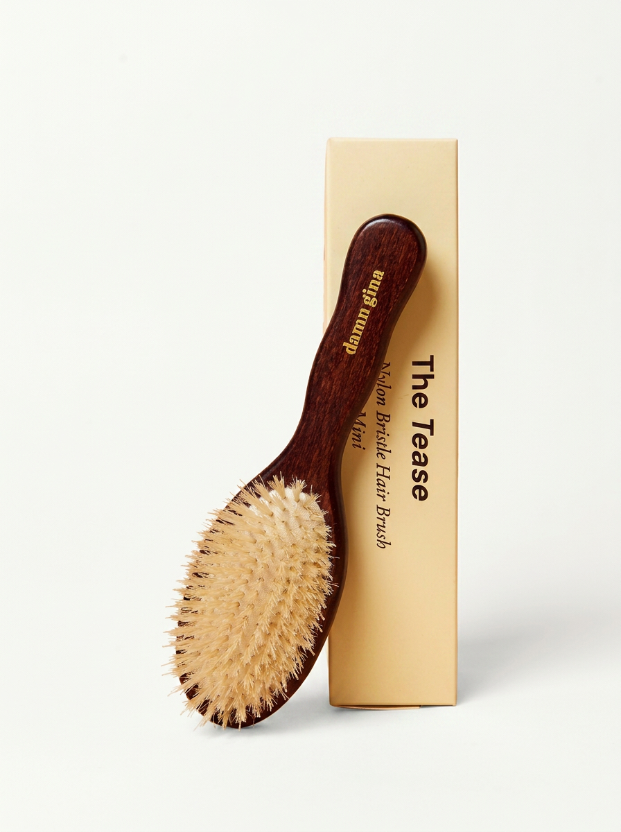 The Tease Brush